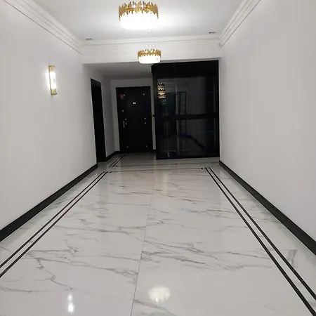 Center - Art Deco *